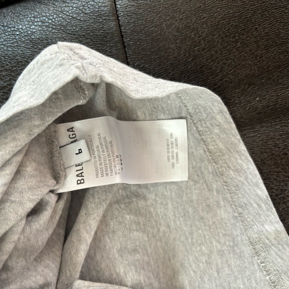 BALENCIAGA Kids shirt (size 6) - Picture 2 of 2